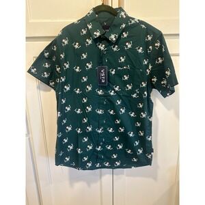 VSTR Men Christmas Skeleton Santa Hat holiday Button Down Shirt Green Medium NWT